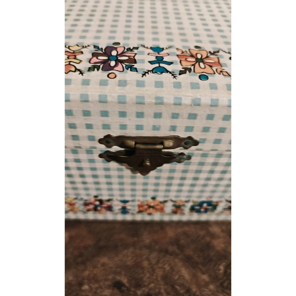 Vintage Jewelry Box w‎ Dancing Ballerina 1970s Made In TAIWAN Works Tested